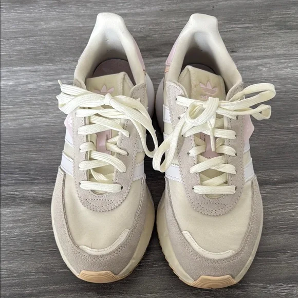 Adidas Women's Beige Sneakers - Picture 2 of 4